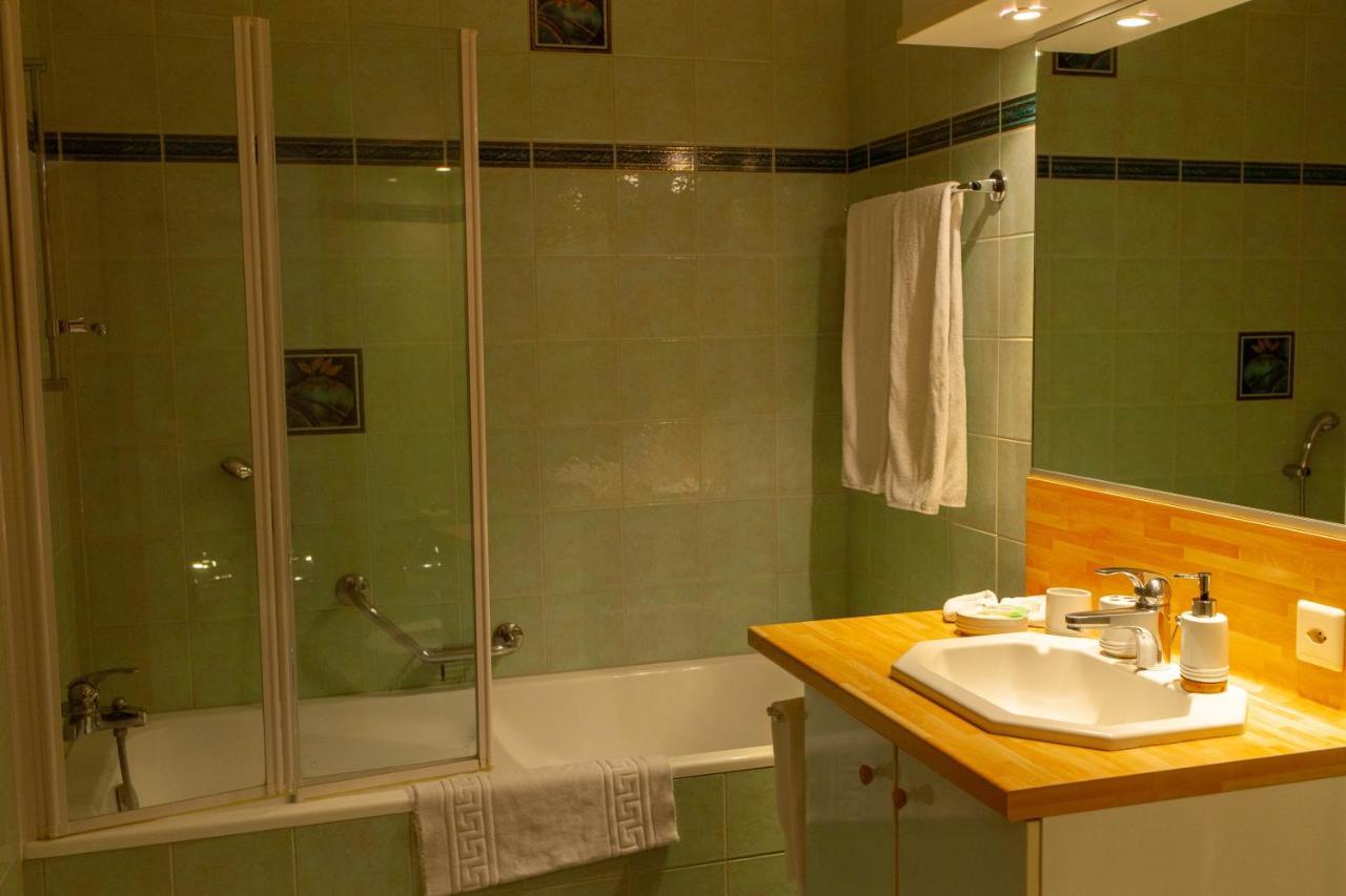 Hotel De L'Ours Courroux Ngoại thất bức ảnh
